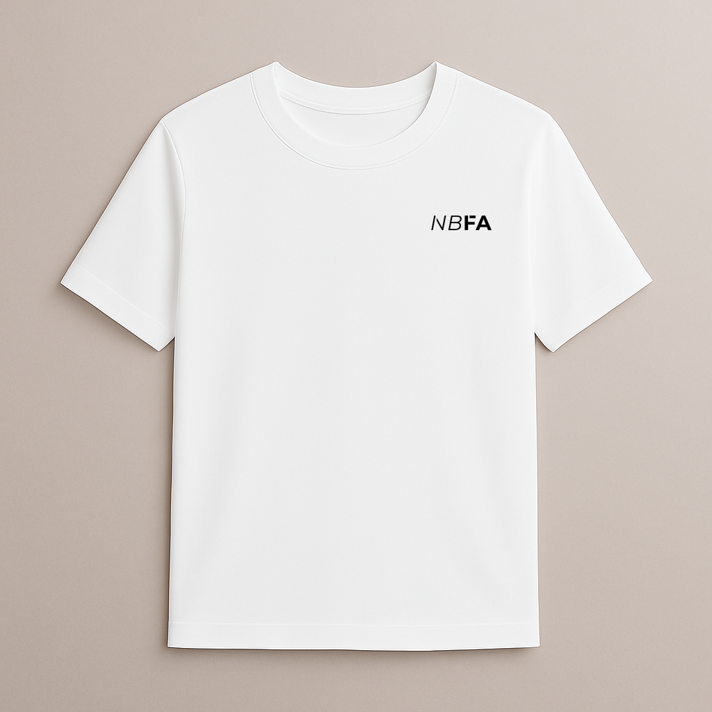 ESSENTIAL - Vintage white